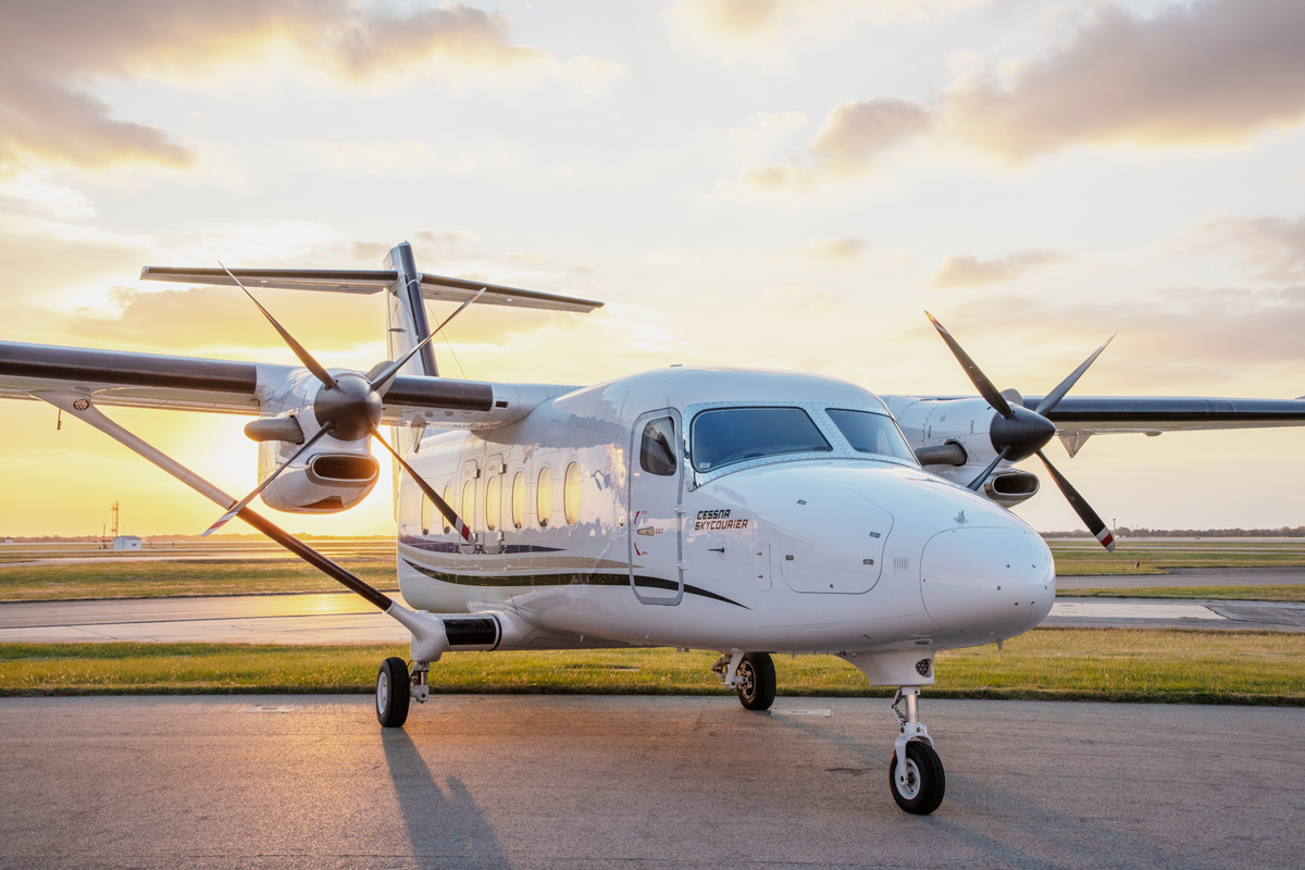 Cessna SkyCourier and Teams Recognized with Two Prestigious Awards